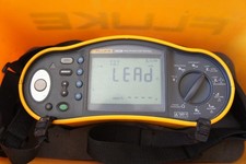 2 FLUKE MULTIFUNCTION