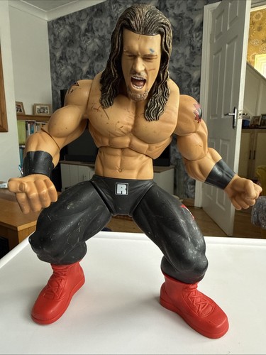 Wwe ring giant wrestler - giant,