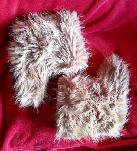 Faux fur yeti boots - boots., beige