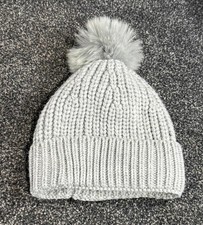 Ladies M&S Grey Knitted Bobble