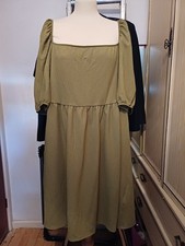 BNWT Primark dress classic