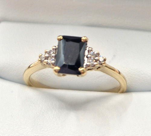 9ct gold onyx ring - 9ct,