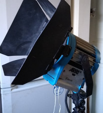 Arrilite fresnel kit 650w+ 2