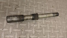 2003 SUZUKI DL 1000 V-Strom front wheel spindle