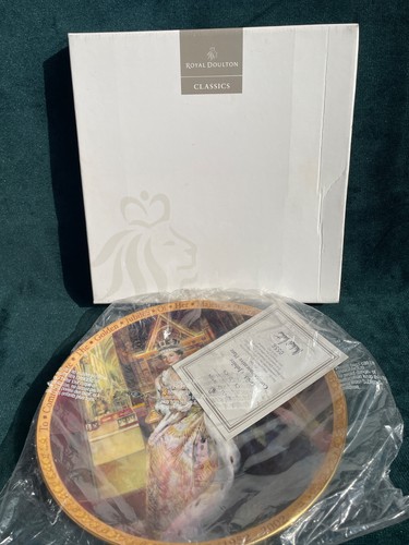 New queen elizabeth golden - new,