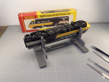 Fully adjustable locomotive - adjustable,
