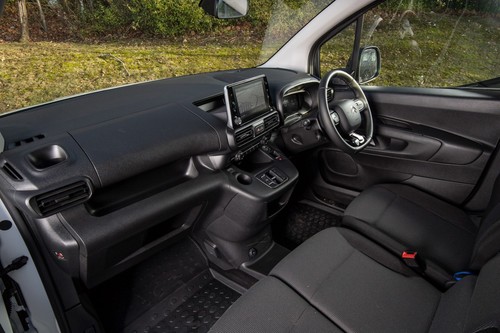 Citroen berlingo 2025 - citroen, on