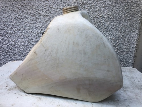 Petrol tank fuel - , for