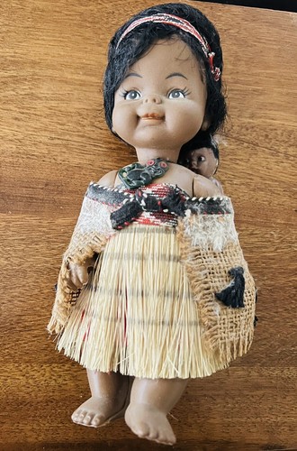 Vintage maori doll with baby - maori,