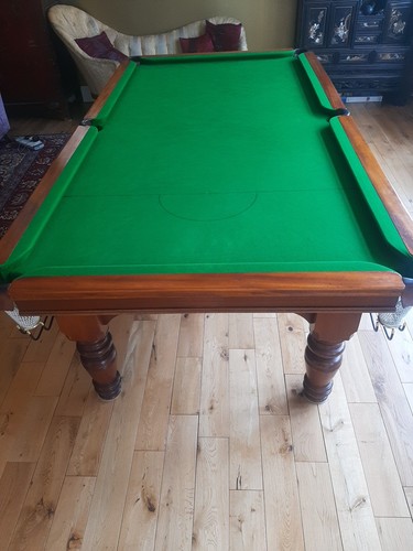 Snooker table ft - x, in