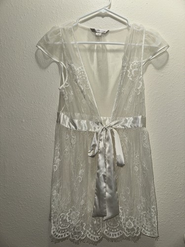 Victoria secret white floral - secret,