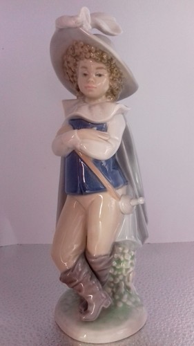 Nao lladro porcelain figure - nao,