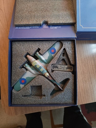 Oxford avro aircraft 72aaa003 - avro,