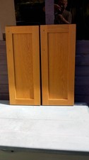 2 of solid light oak shaker style kitchen  doors 715mm high x 297mm wide in vgc
