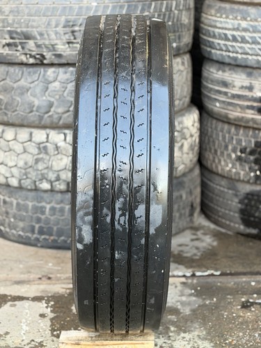 Uniroyal 295 r22 fh40 dot - 295/80/r22.5,