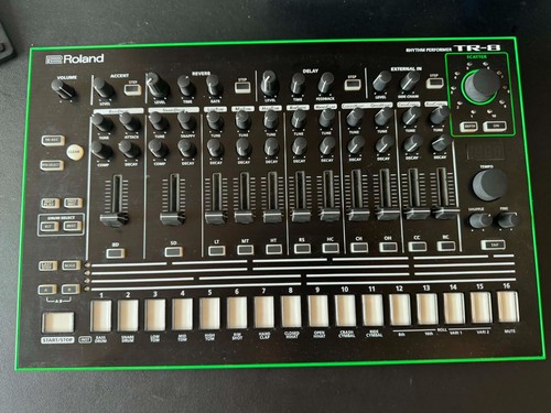 Roland aira rhythm - roland, tr-8