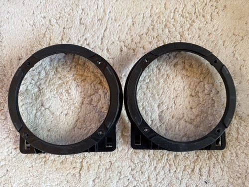 Front door speaker - front,