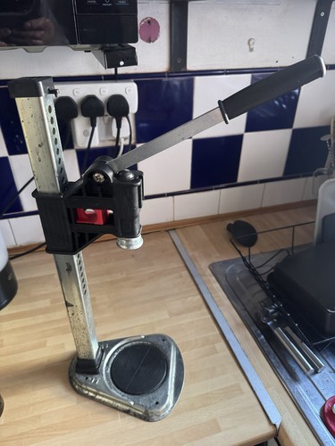 Countertop bottle capper - capper, –