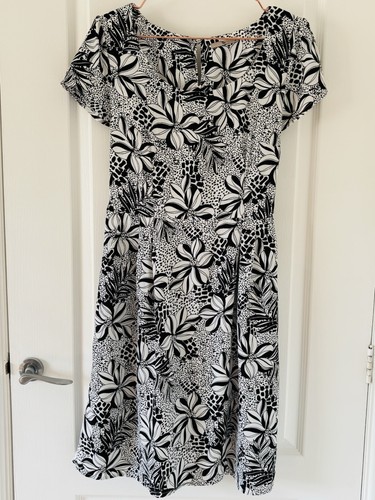 Size white black - size,