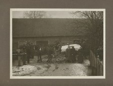 Village post mortem casket on