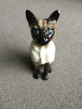 Beswick Large Siamese Cat Ornament 2139 14”  Chip to Ear