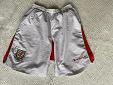 Men’s White And Red Wales