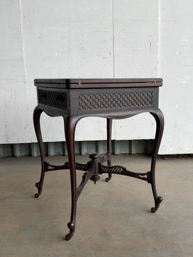 Late 19th century - century, carved