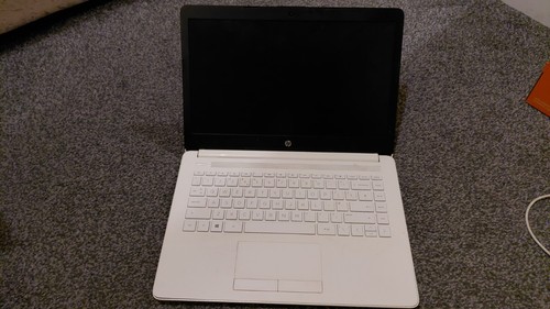 Dg0525 faulty laptop - faulty,
