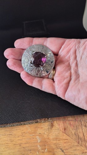 Mizpah scottish round brooch - round,