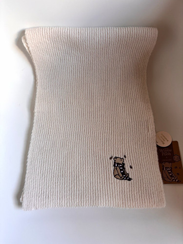 Winnie the pooh cream knit - the,