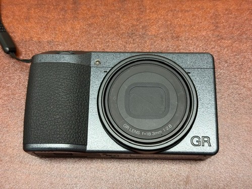 Ricoh iii 2mp aps c - iii, aps-c