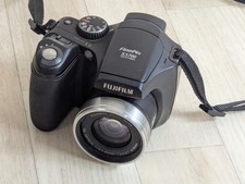 Fuji FinePix S5700 7.1M