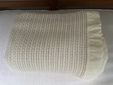 THE WOOL ROOM Ribblesdale Cellular 100% Wool Bed Blanket~Cream
