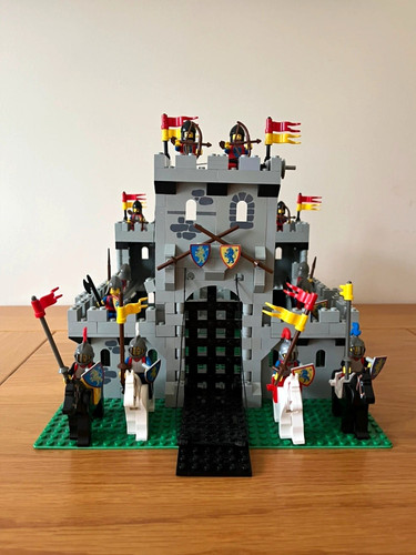 Lego castle 6080 king - lego, king's