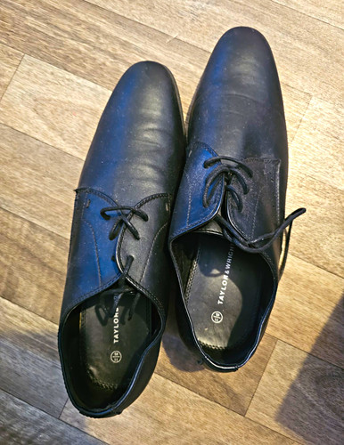 Taylor wright men - &, black