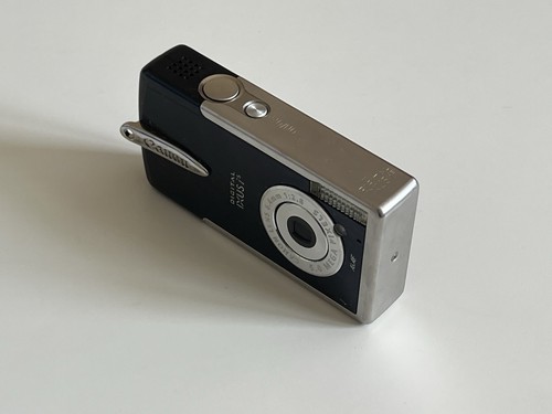 Canon ixus digital camera - canon,