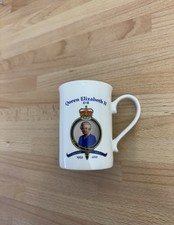 Queen Elizabeth II Diamond Jubilee 2012 Royal Commemorative Mug *NEW*