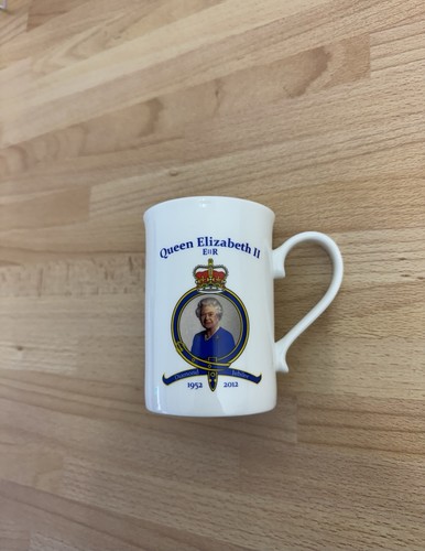 Queen elizabeth diamond - queen,