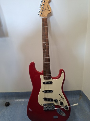 Squier affinity strat with - squier,