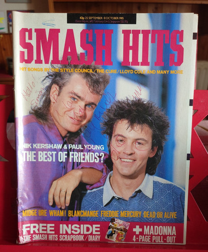 Smash hits magazine - smash,
