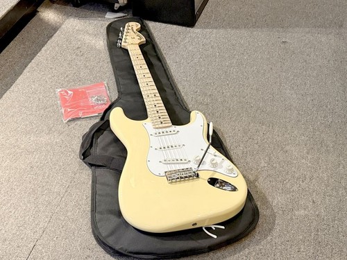 Fender japan yngwie malmsteen - fender,