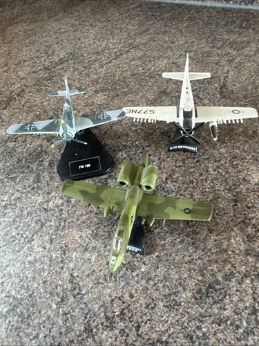 Die cast military aircraft - die,
