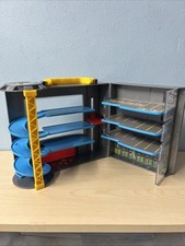 Hasbro Micro Machines Garage -