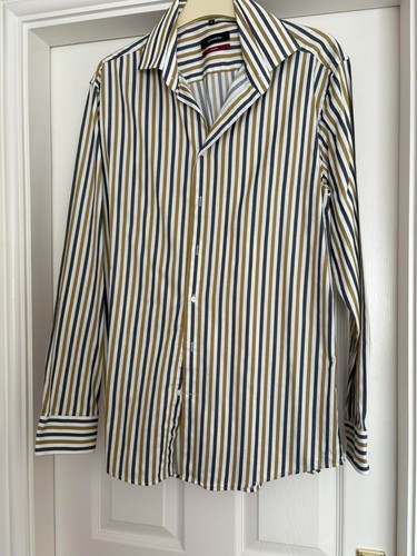 Size medium - (collar, 15