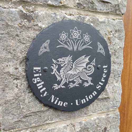 Personalised round slate house - personalised,