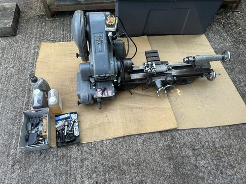 Lathes used metal - metal, turning
