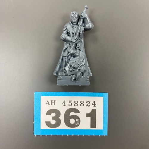 Statue sigmarite chapel - statue, a