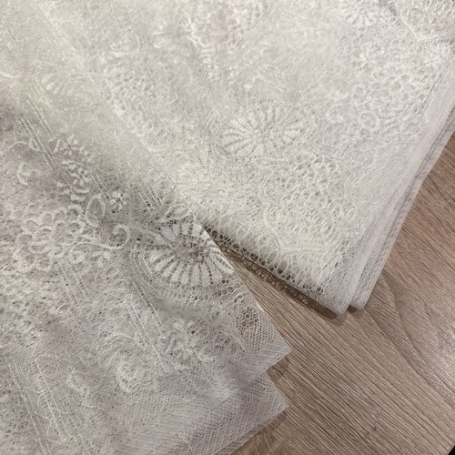 White floral lace fabric - fabric, 157cm