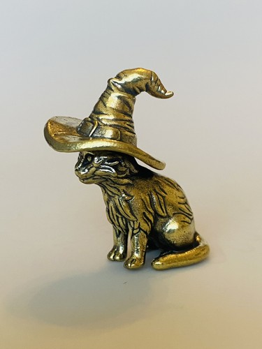 Brass statuette magic - cat, in