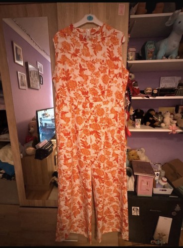 Boohoo size orange - 18-,